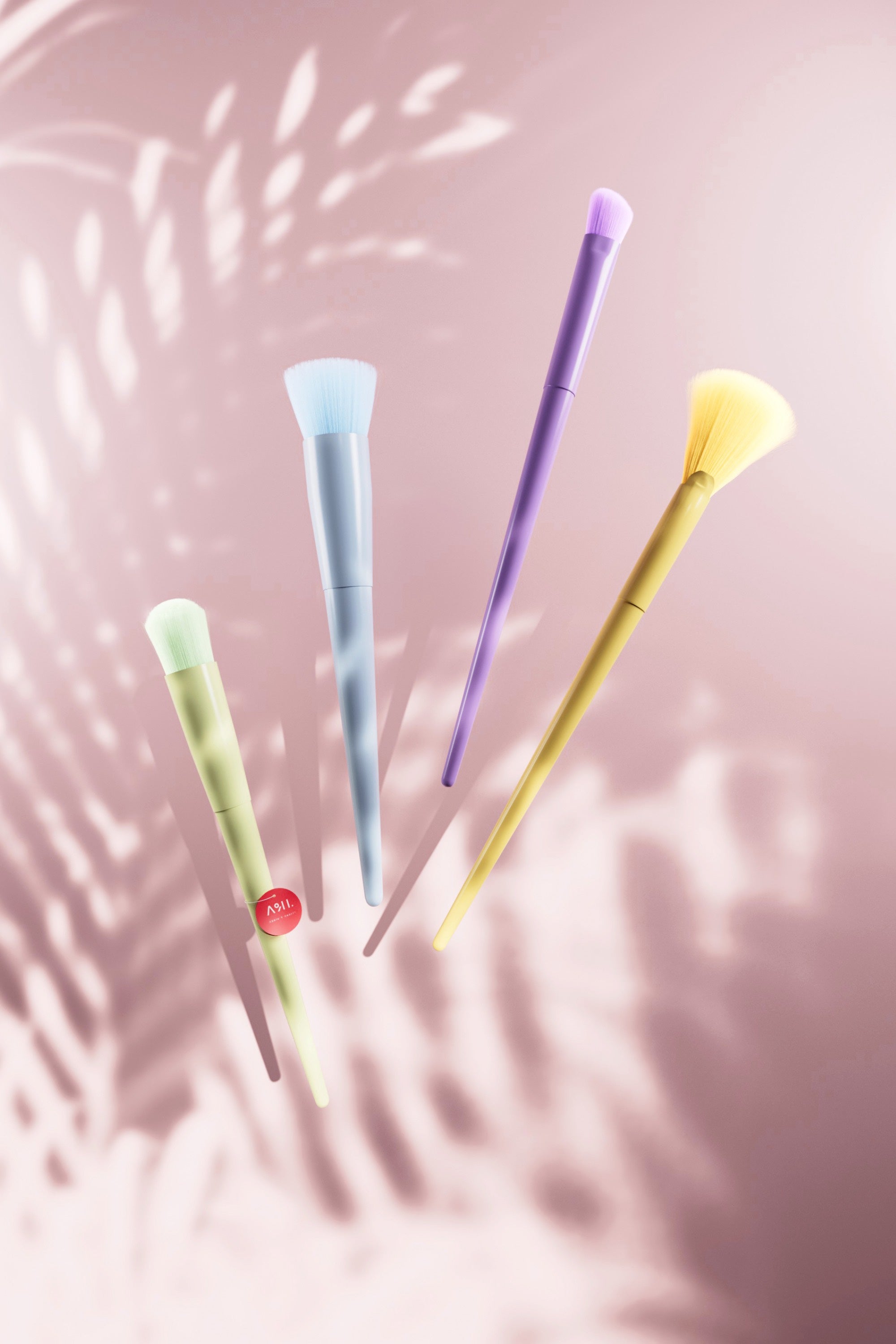 Juego de 17 brochas de maquillaje minimalistas y coloridas A&amp;H